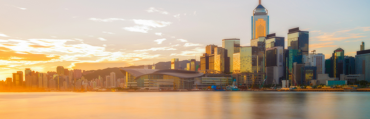 Soleil levant sur Hong Kong