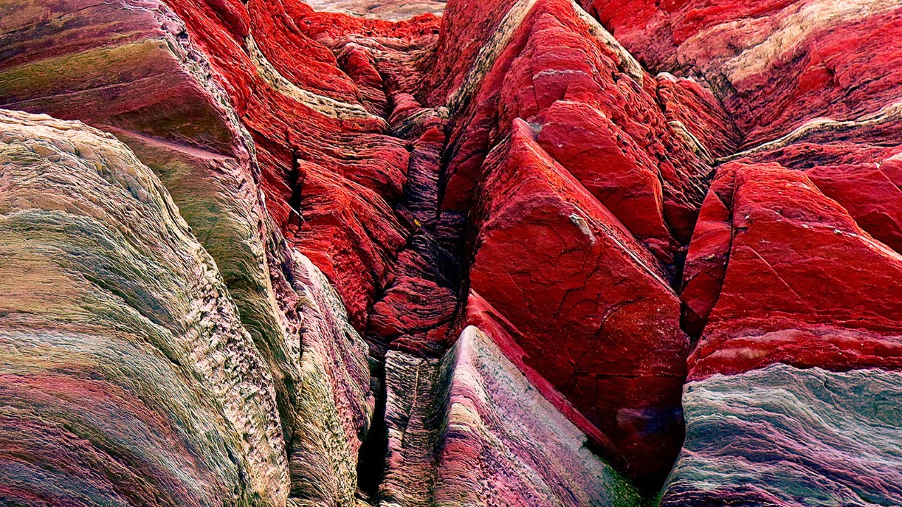 Montagnes rocheuses rouges